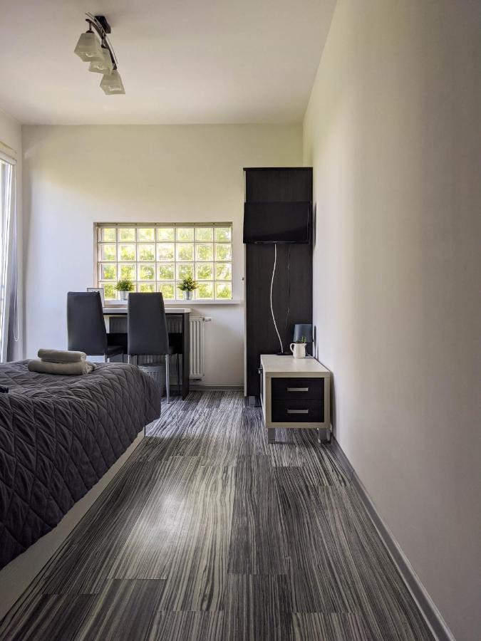 Park Apartament Rzeszow Bagian luar foto