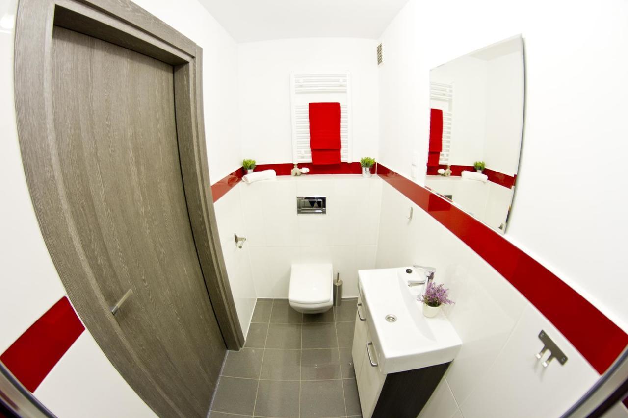 Park Apartament Rzeszow Bagian luar foto